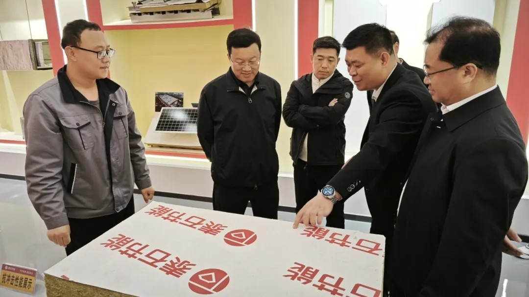 2.webp (1).jpg 2.webp (1).jpg